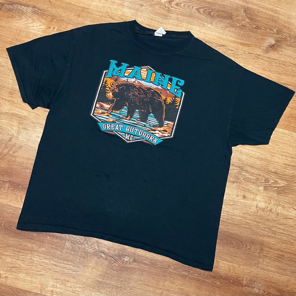 Graphic tee‎
